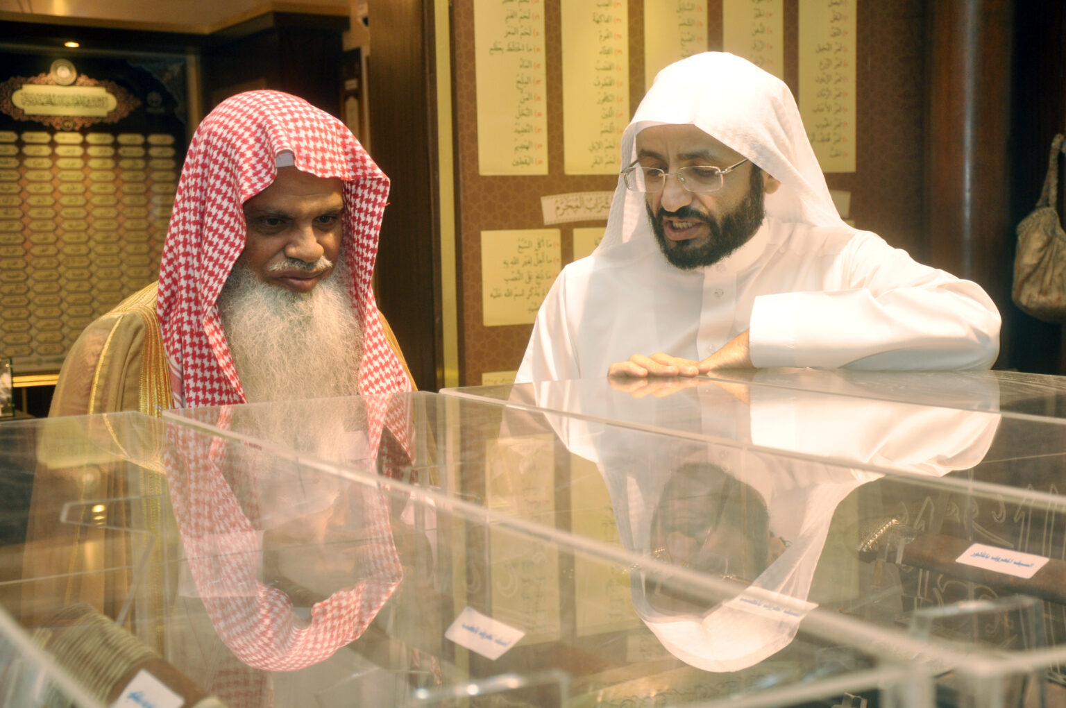 فضيلة الشيخ الدكتور علي الحذيفي إمام وخطيب المسجد النبوي